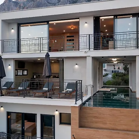 Villa Terazzo With Heated Pool Makarska