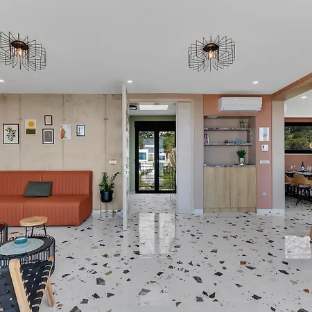 Terazzo With Heated Pool Villa