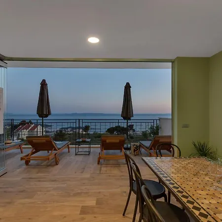 Terazzo With Heated Pool Villa
